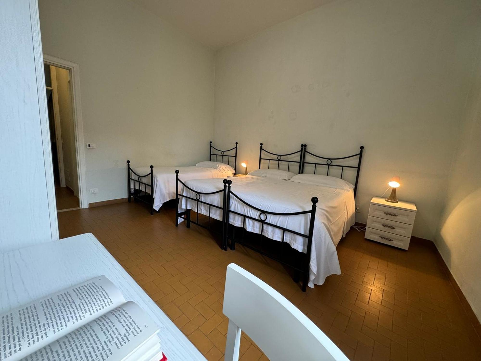 Отель Monastero Ss. Annunziata Тоди Номер фото A room at the hostel